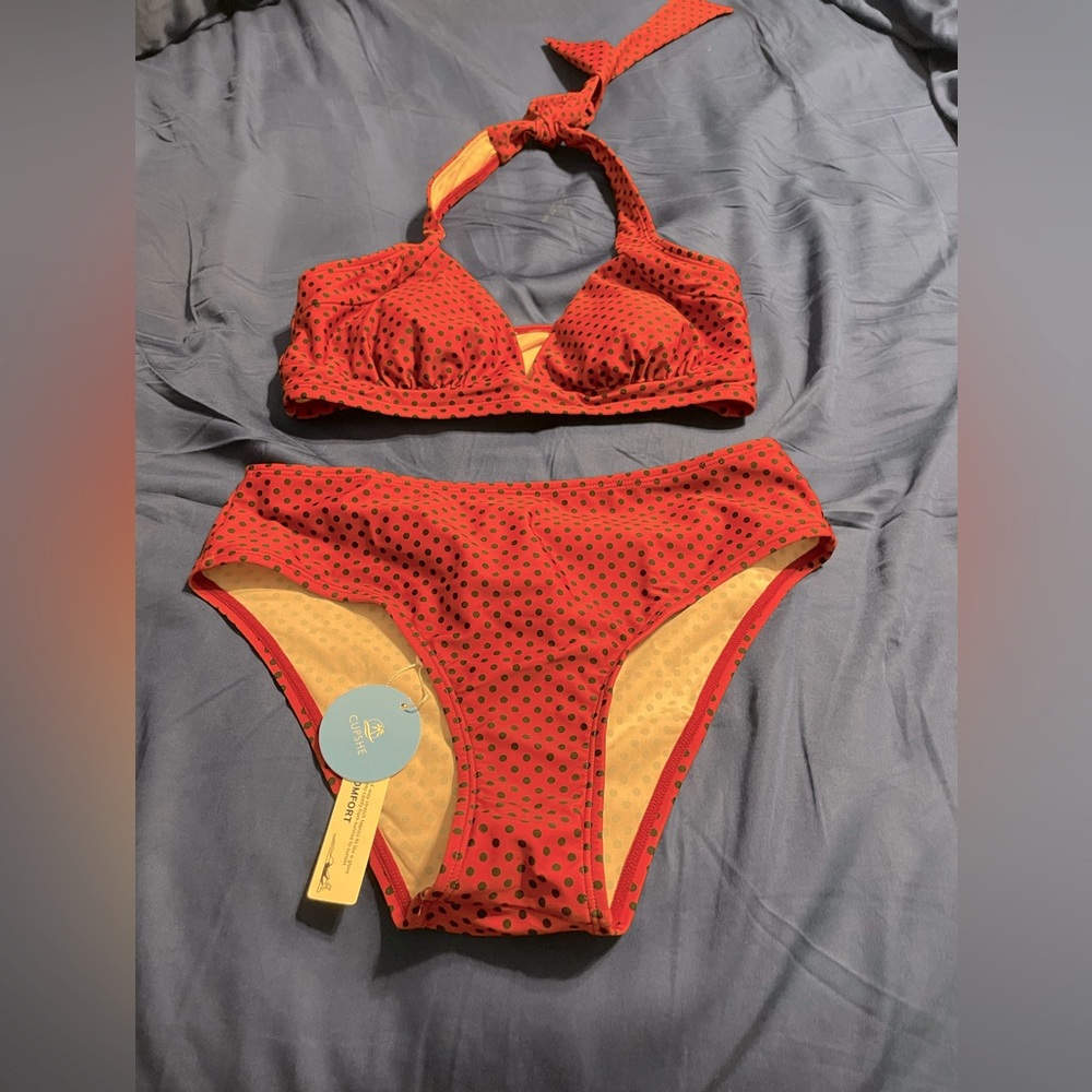 NWT Cupshe rust polka dot halter style bikini